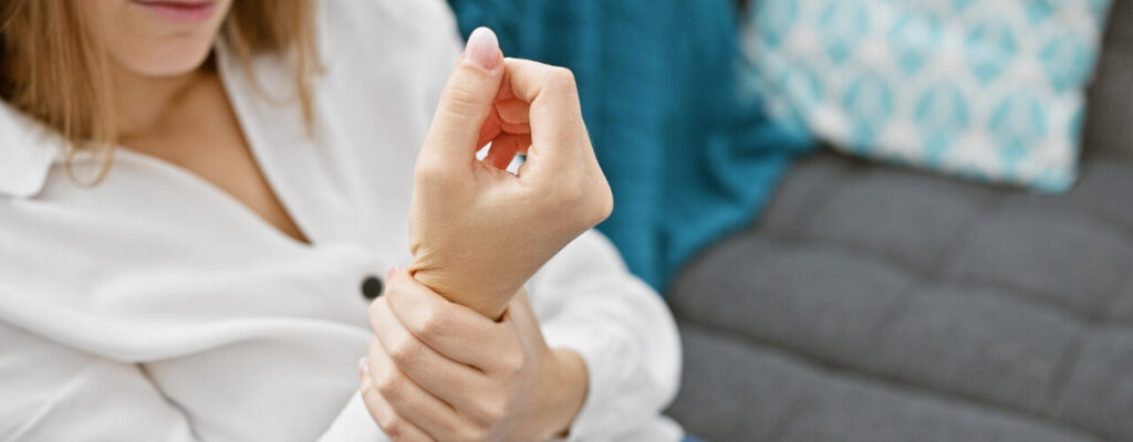 Arthritis in Young Adults: Early Intervention with Physical Therapy